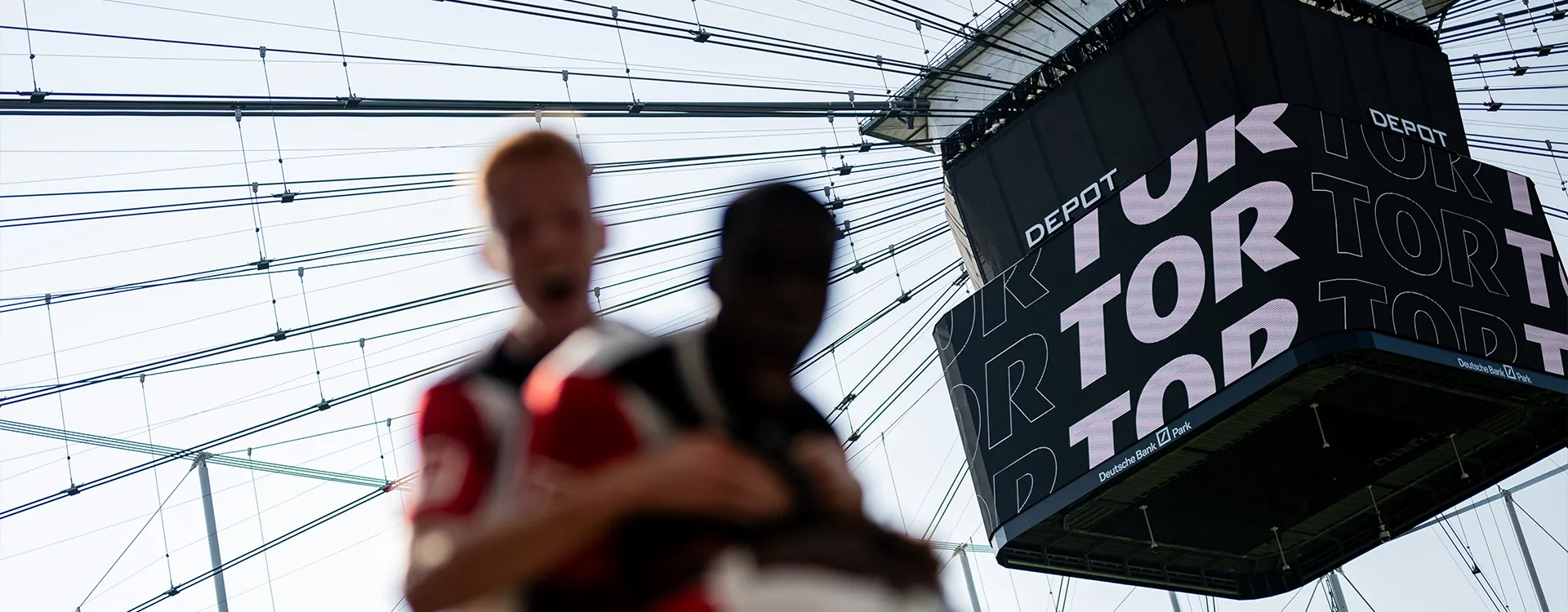 Two Eintracht Frankfurt players celebrate and the video cube is visible with the inscription ‘GOAL’. (Photo)
