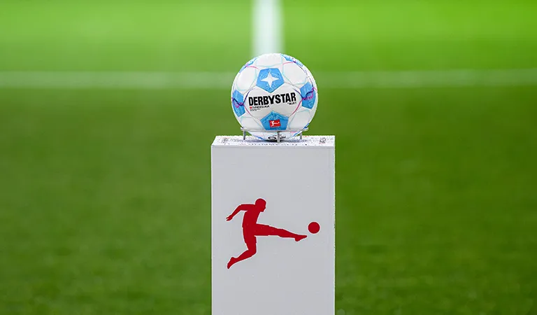 The Derbystar football can be seen on a raised platform at the centre line. (Photo)